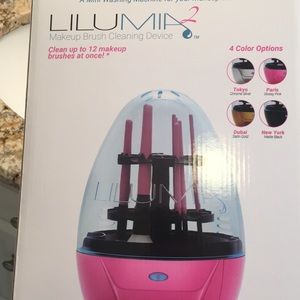Lulumia 2 Makeup Brush Cleaner & bottle of cleaner